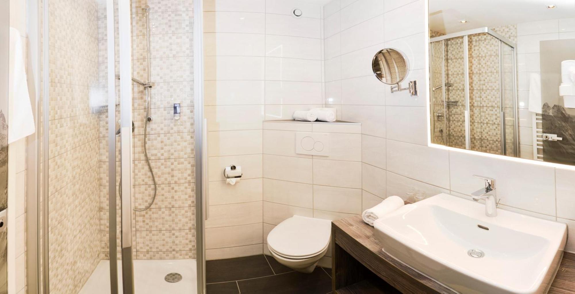 Hotel Garni Alpenblick Ишгъл Екстериор снимка